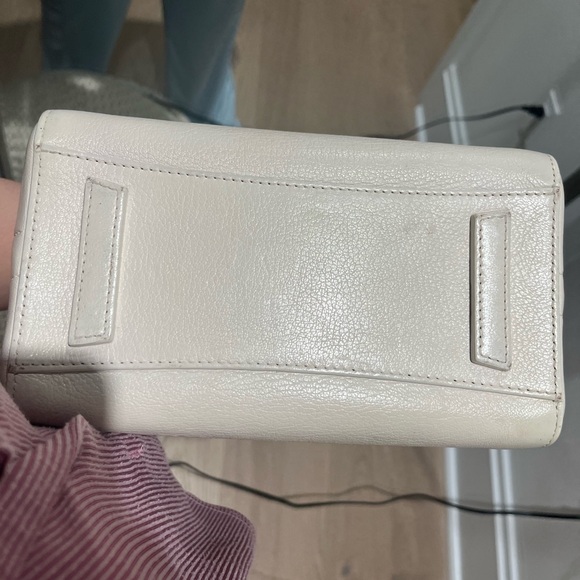 Givenchy Mini Antigona - Picture 6 of 16